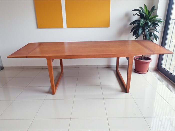 Heal’s Mid Century Extendable Teak Dining Table Restored 1960's Seats 12