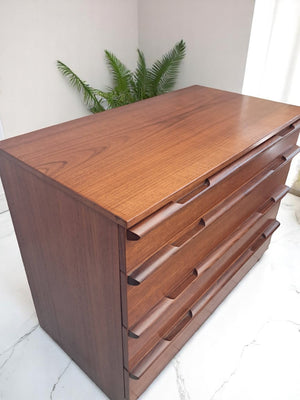 Mid Century Pair Avalon Chest of Drawers 4 Drawer Vintage Retro Teak Bedroom Unit 1960