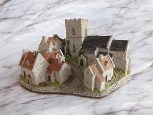 David Winter Cottage Cotswold Village Cottage  + Box + COA Vintage English Village Collection 1982