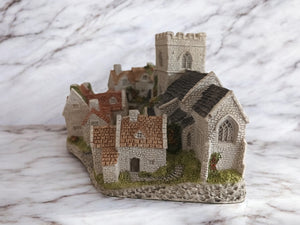 David Winter Cottage Cotswold Village Cottage  + Box + COA Vintage English Village Collection 1982