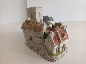 David Winter Cottage Cotswold Village Cottage  + Box + COA Vintage English Village Collection 1982