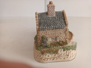 David Winter Cottage Only A Span Apart 1991 + Box + COA Vintage The Irish Collection