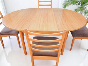 Vintage Mid Century Schreiber Dining Table Extending + 4 x Dining Chairs 1970