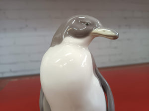 Vintage Lladro Penguin Lladro Daisa 1984 Retired 5248 Figurine