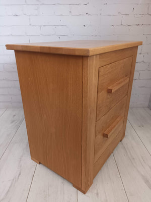 Vintage Country Style Bedside Cabinets  Solid Oak Drawers Bedside Tables