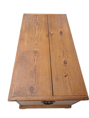 Victorian Pine Trunk Antique Chest Solid Pine LARGE Coffee Table Storage Box