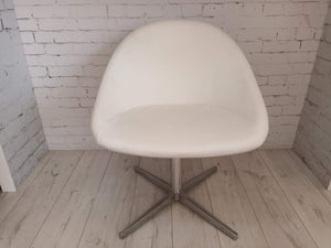 Mid Century Vintage Swivel Chair White Vintage Vinyl Chrome Base Retro Chair 1980